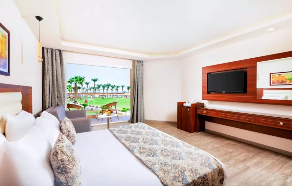 Standard Triple Room (Sea View)