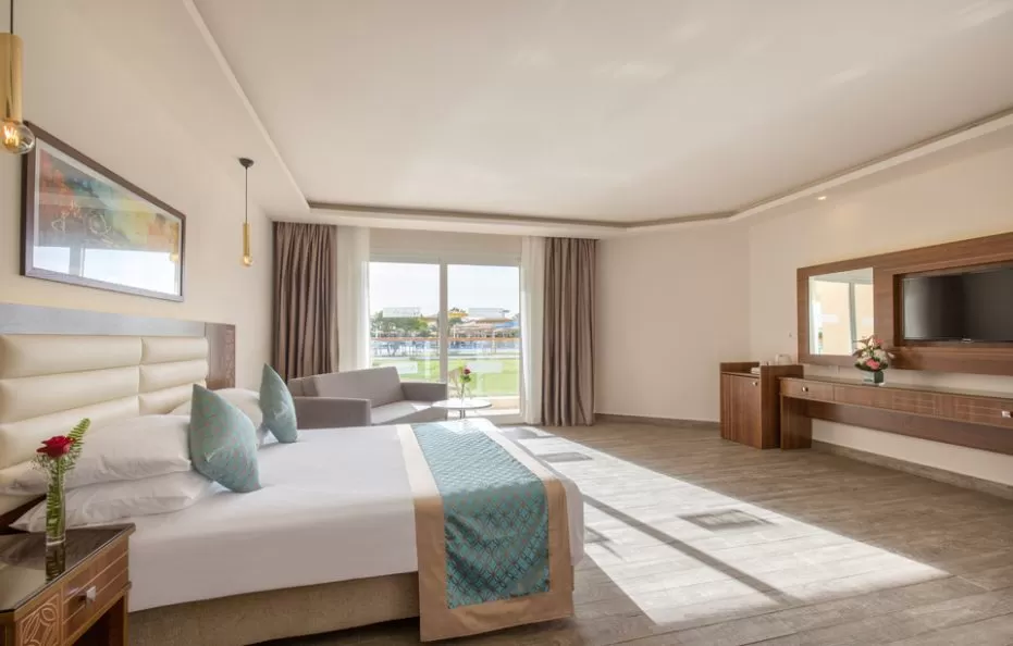 Standard Triple Room (Garden View)