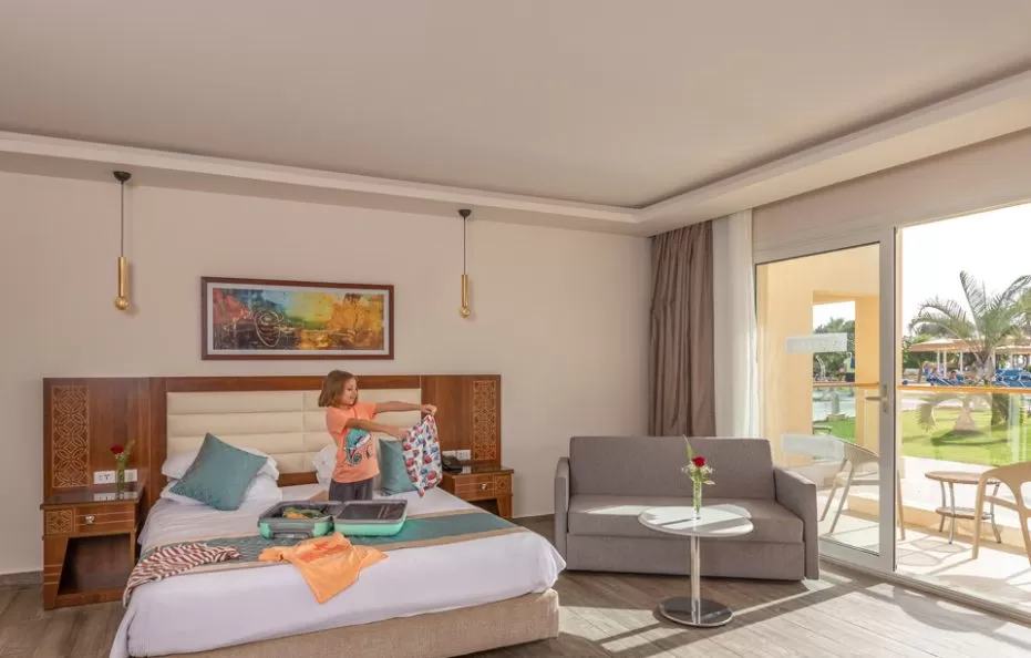 Standard Triple Room (Garden View)