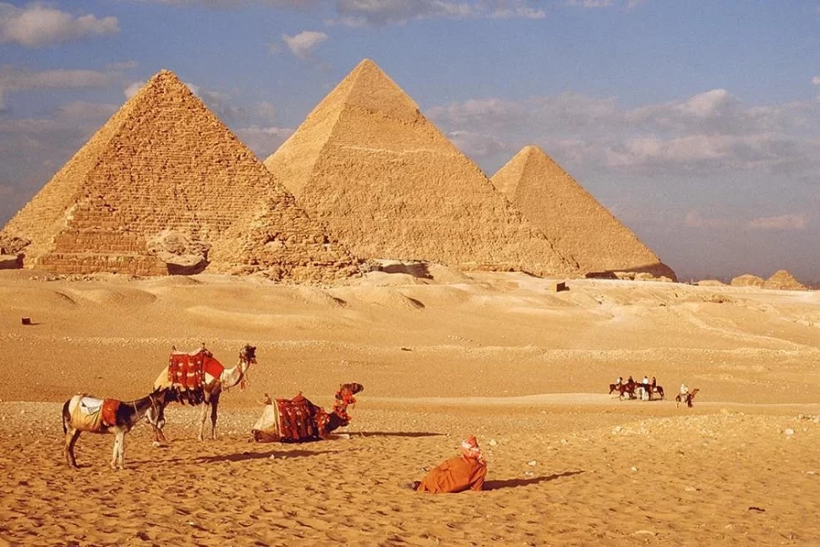 Seven Wonders of the World: Nile Cruise & Cairo Discovery